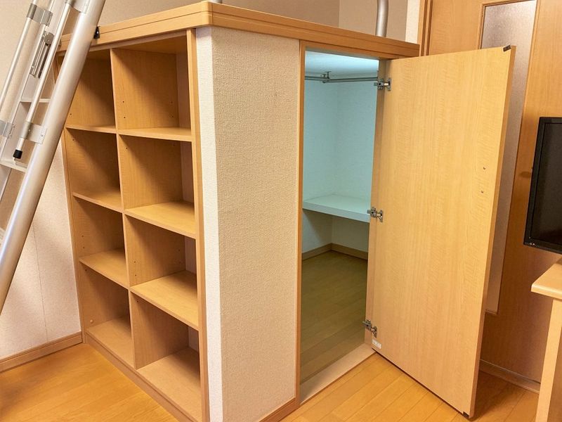 レオパレスプレシャス　ＳＲＫ 収納