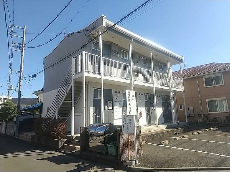 レオパレスメルベージュ 外観