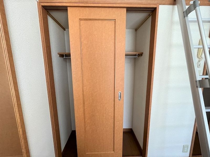 レオパレスフィスデファミーユ 収納