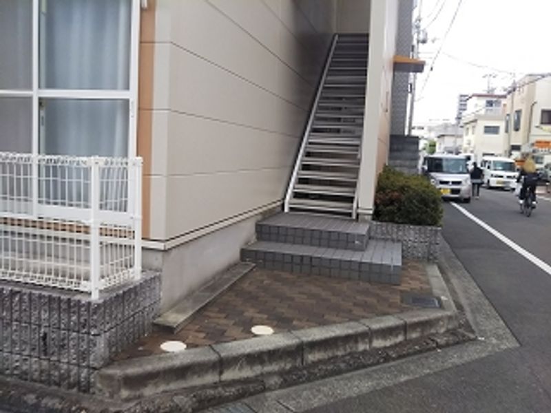 レオパレスノース　キャッスル エントランス