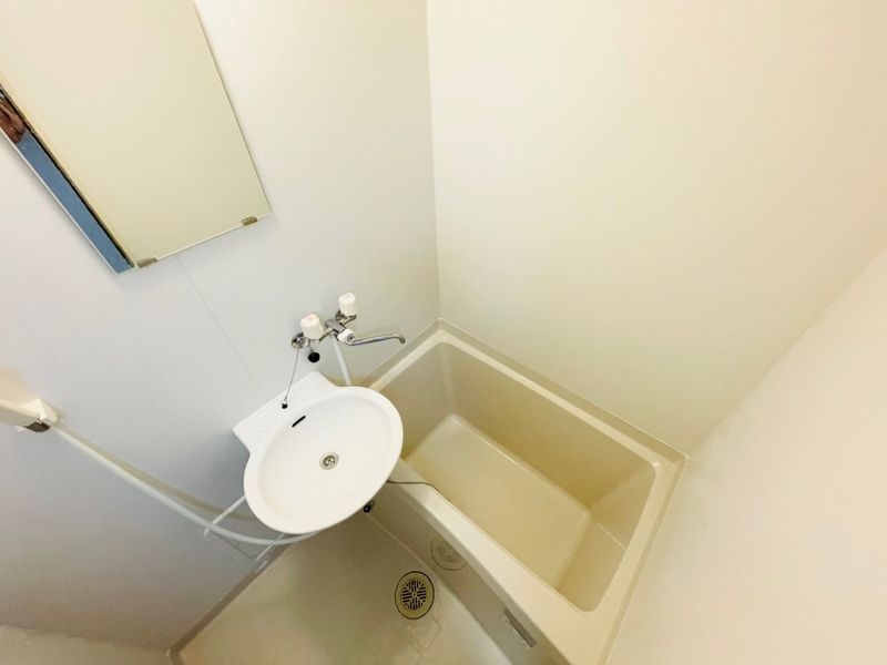 レオパレスしろがね 風呂