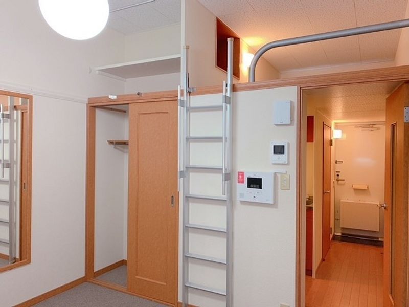 レオパレスＣＯＺＹ 寝室