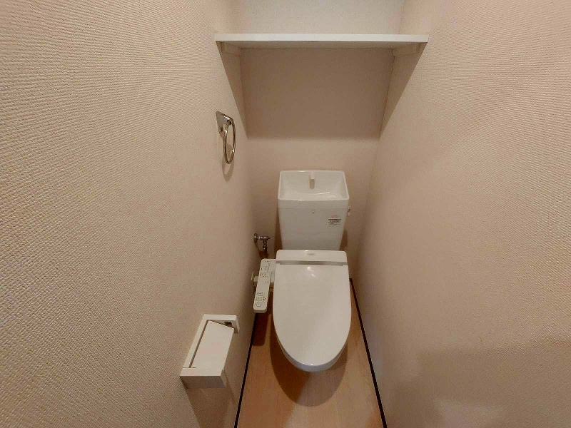 CLEINO OLIVE 卫生间