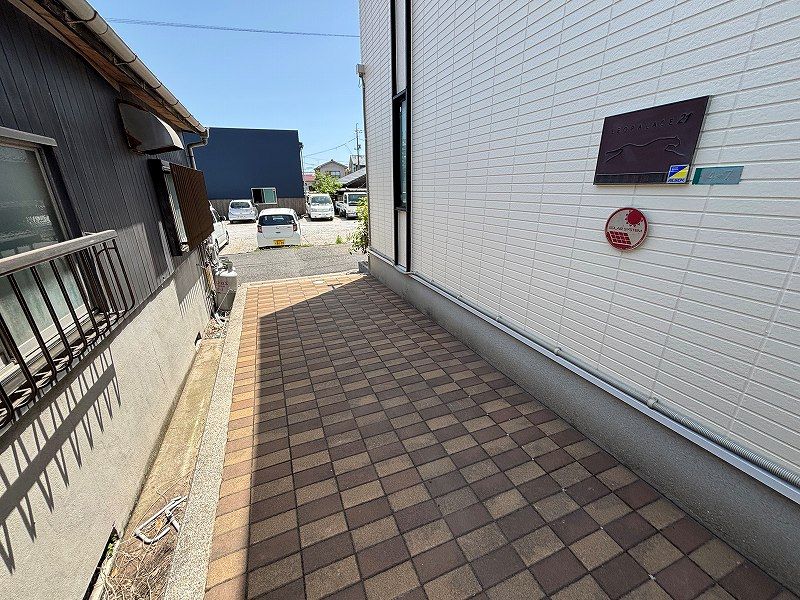 レオパレス飛躍館 エントランス