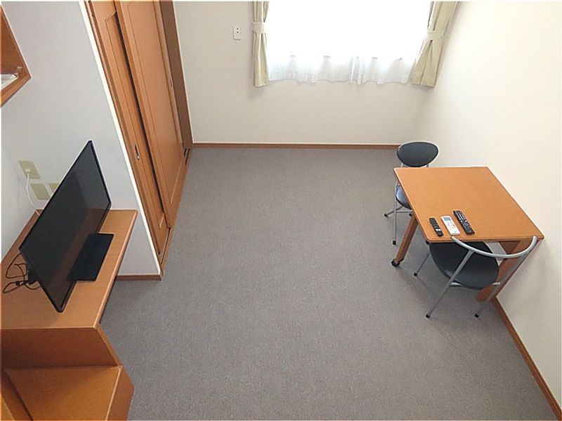 レオパレスエトワール 居間