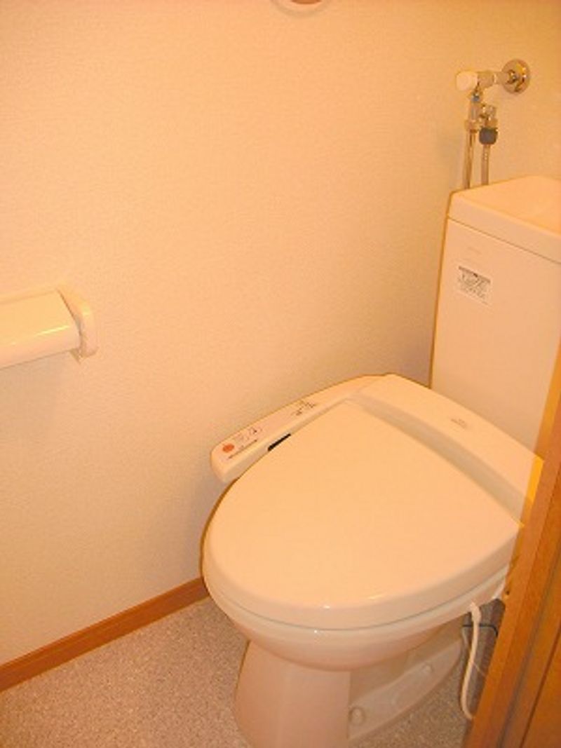 レオパレス羊ヶ丘　康 トイレ