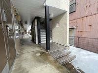 レオパレスＮａＮａ エントランス