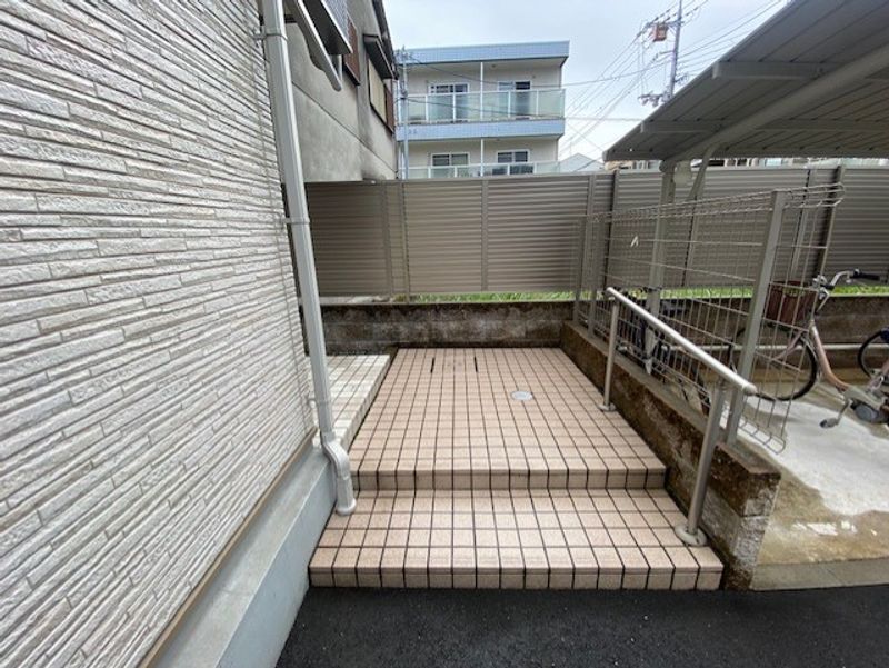 クレイノ浪華Ⅳ エントランス