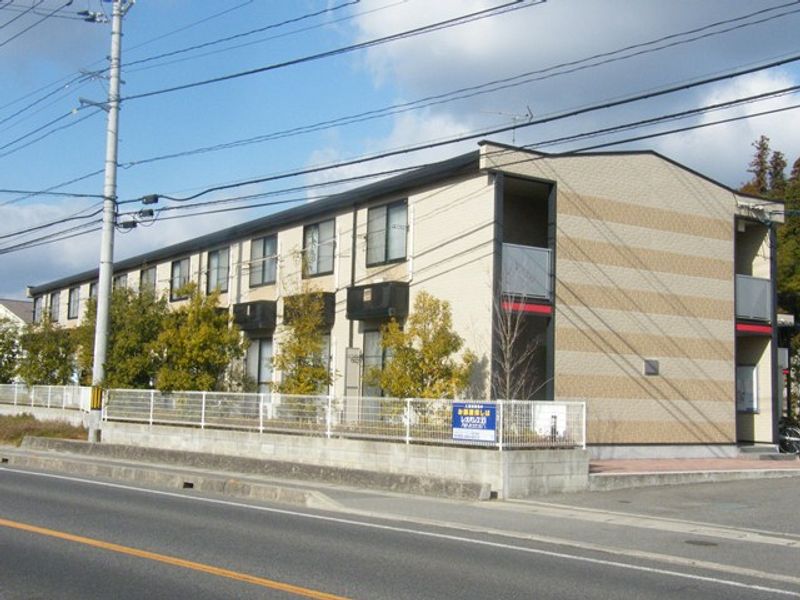レオパレスフラワーＡ 外観