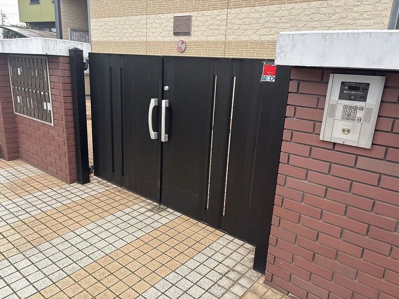 レオパレスＪＩＮ エントランス