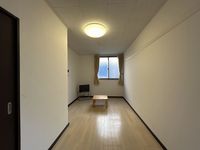 レオネクストソルボンヌ 居間