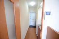 レオパレス西荒屋 玄関
