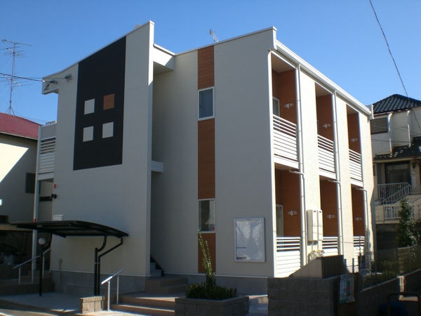 LEONEXT Frontier II 외관