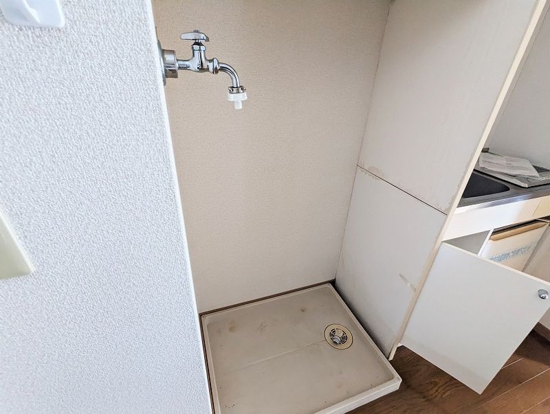 レオパレスヴィヴレＩ 洗面所