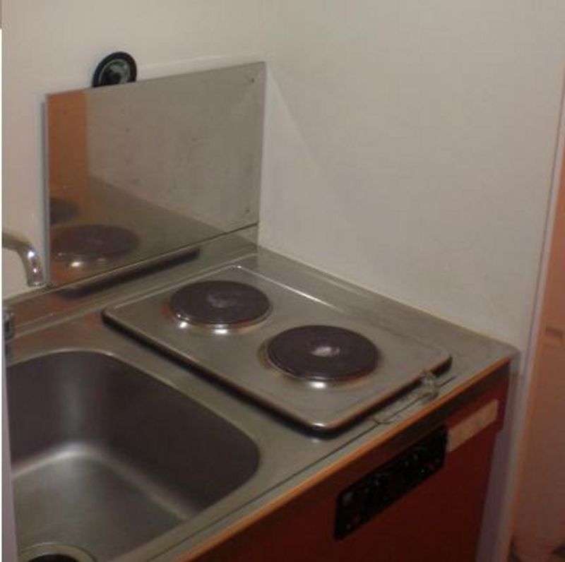 レオパレスシロヤシキ キッチン