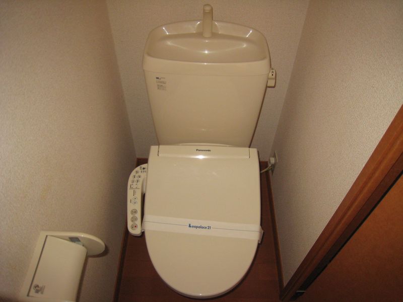 レオパレスゆうとぴあ トイレ