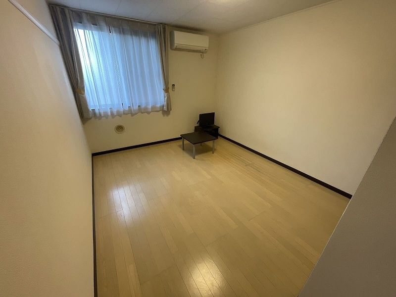 レオネクストタートルクレインⅠ 居間