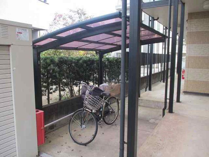 レオパレス足原 共用部分