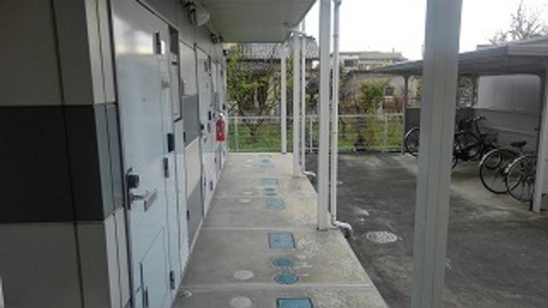 レオパレスコンフォールⅡ エントランス