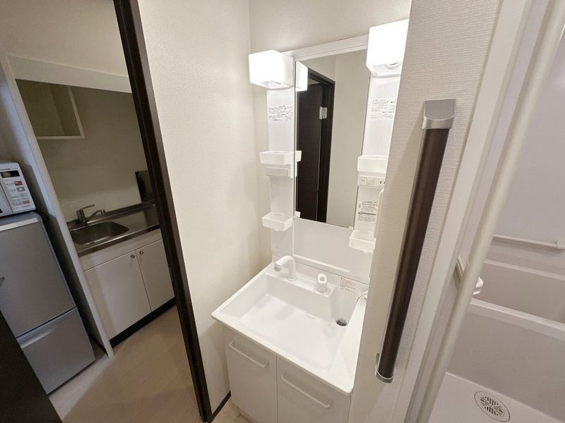 CLEINO Oki Bồn rửa mặt