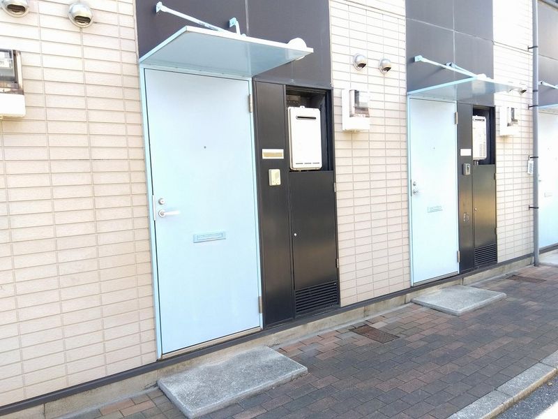 レオパレスあかし大久保弐番館 エントランス