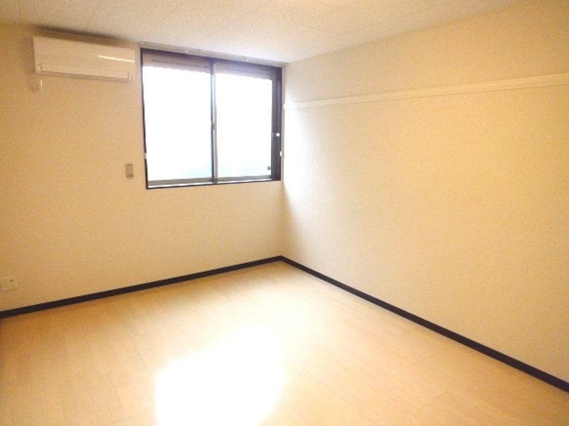 LEONEXT Harmony Bedroom