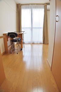 レオパレスＨＩＢＡＲＩＯＮⅢ 居間