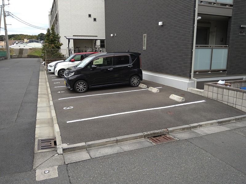 ミランダモンテ日吉 駐車場