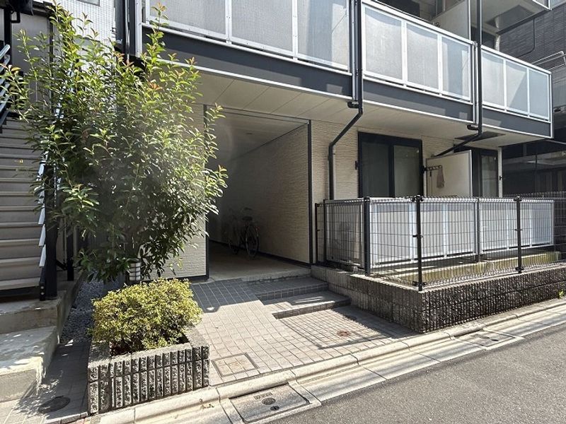 レオパレス田園調布Ｂ エントランス