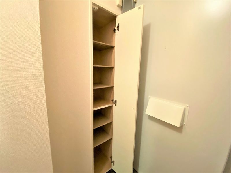 レオパレス沙羅ノ木 収納
