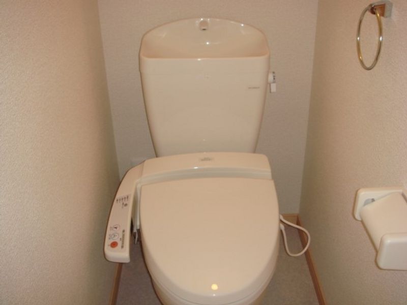 レオパレス八田 トイレ