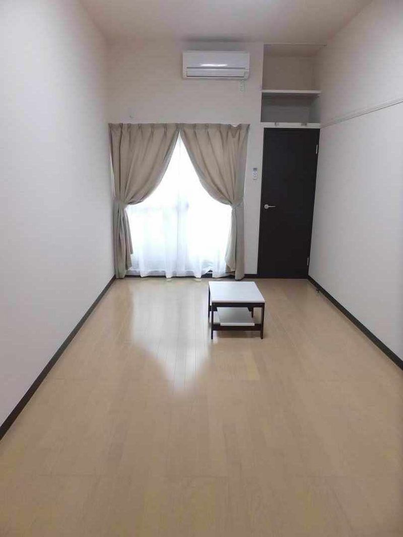 レオネクストフォレスト壱番館 居間