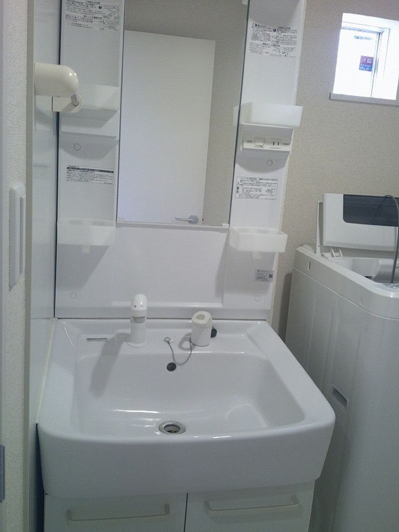 LEONEXT Freesia Bồn rửa mặt