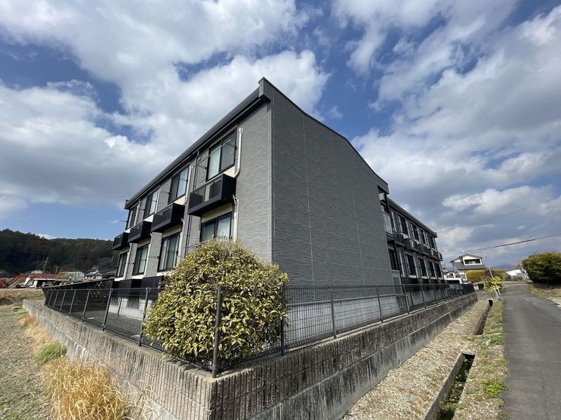 レオパレスクレシア 外観