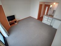 レオパレスサラス 居間