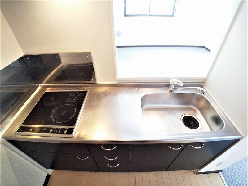 LEONEXT MT Nishihara Kitchen