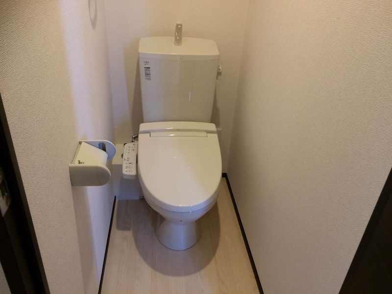 CLEINO Fiore Nhà vệ sinh