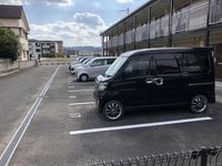 レオパレス南島田 駐車場