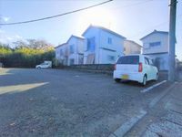 レオネクスト都原 駐車場