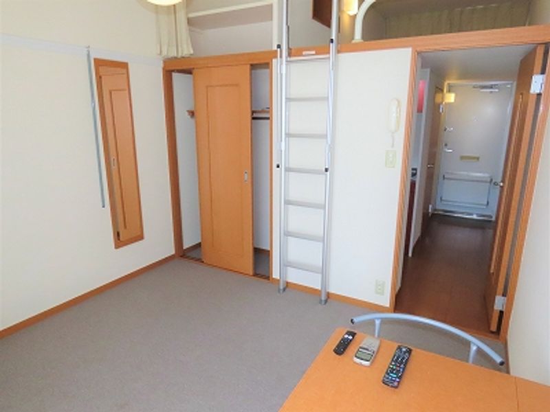 レオパレスカサブランカ 寝室