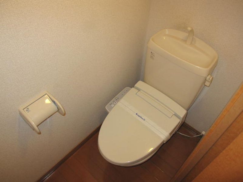 レオパレスグリーンハイツ平内Ｂ トイレ