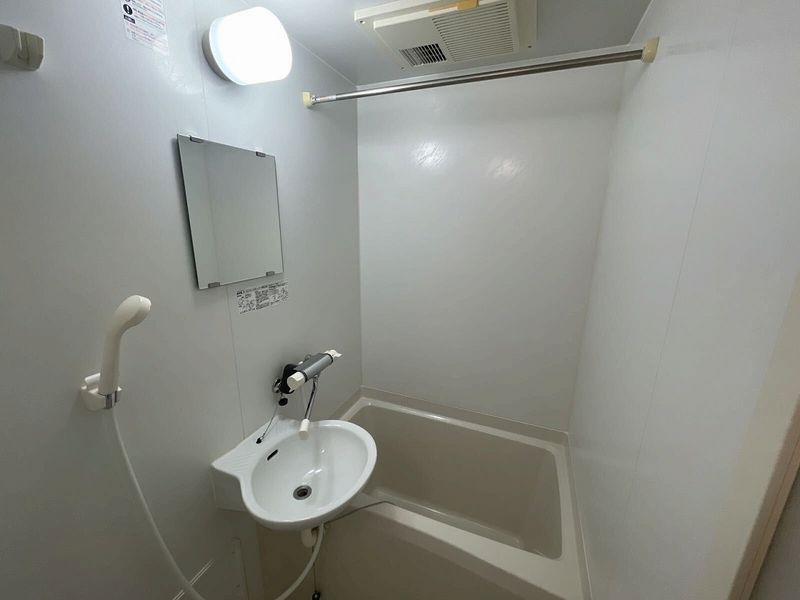 レオパレスプラテリーアⅡ 風呂