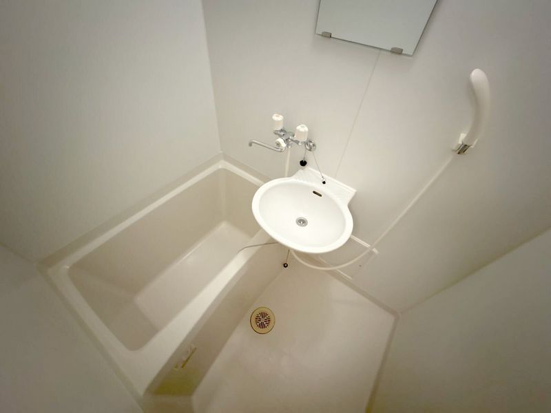 レオパレスだるま 風呂