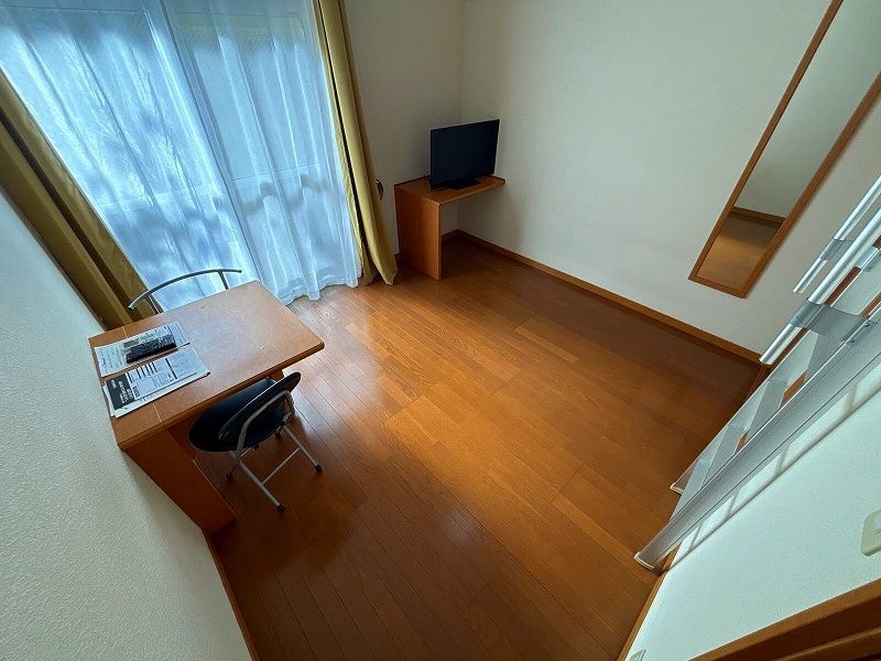 レオパレスル・レーヴ 居間
