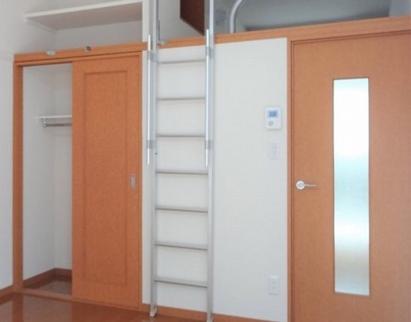レオパレス小枝 収納