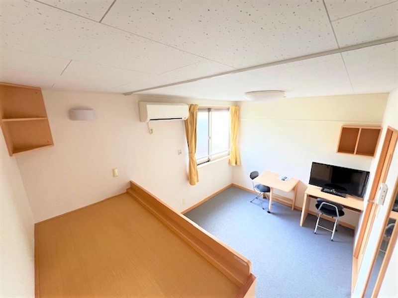 レオネクストこぶし 居間