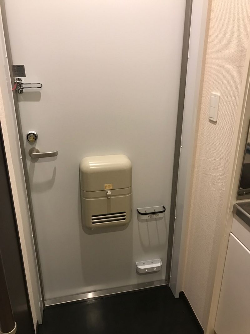 クレイノ桃井 玄関