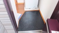 レオパレス片山町 玄関