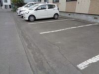 レオパレス北二条東 駐車場