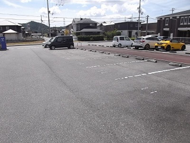 レオパレスノルデン　高尾 駐車場